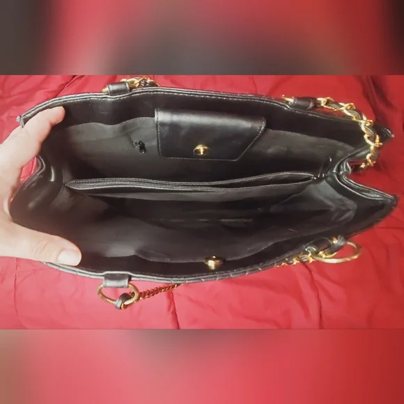 New Large Black Quilted Faux Leather Tote bag/Laptop - Picture 7 of 15